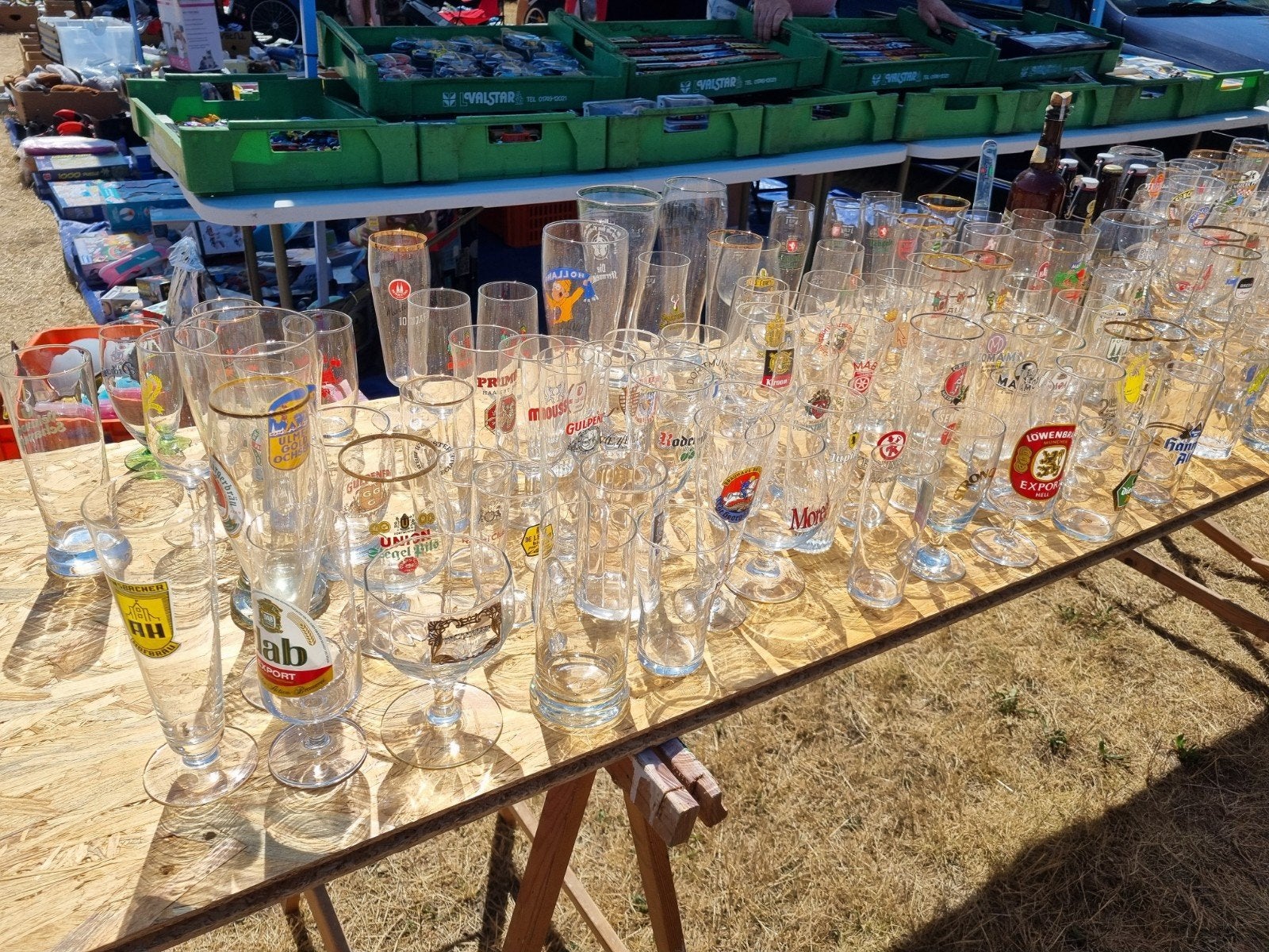 Partij bier glazen glas diverse modellen 6 dozen vol, Ophalen, Gebruikt, Bierglas