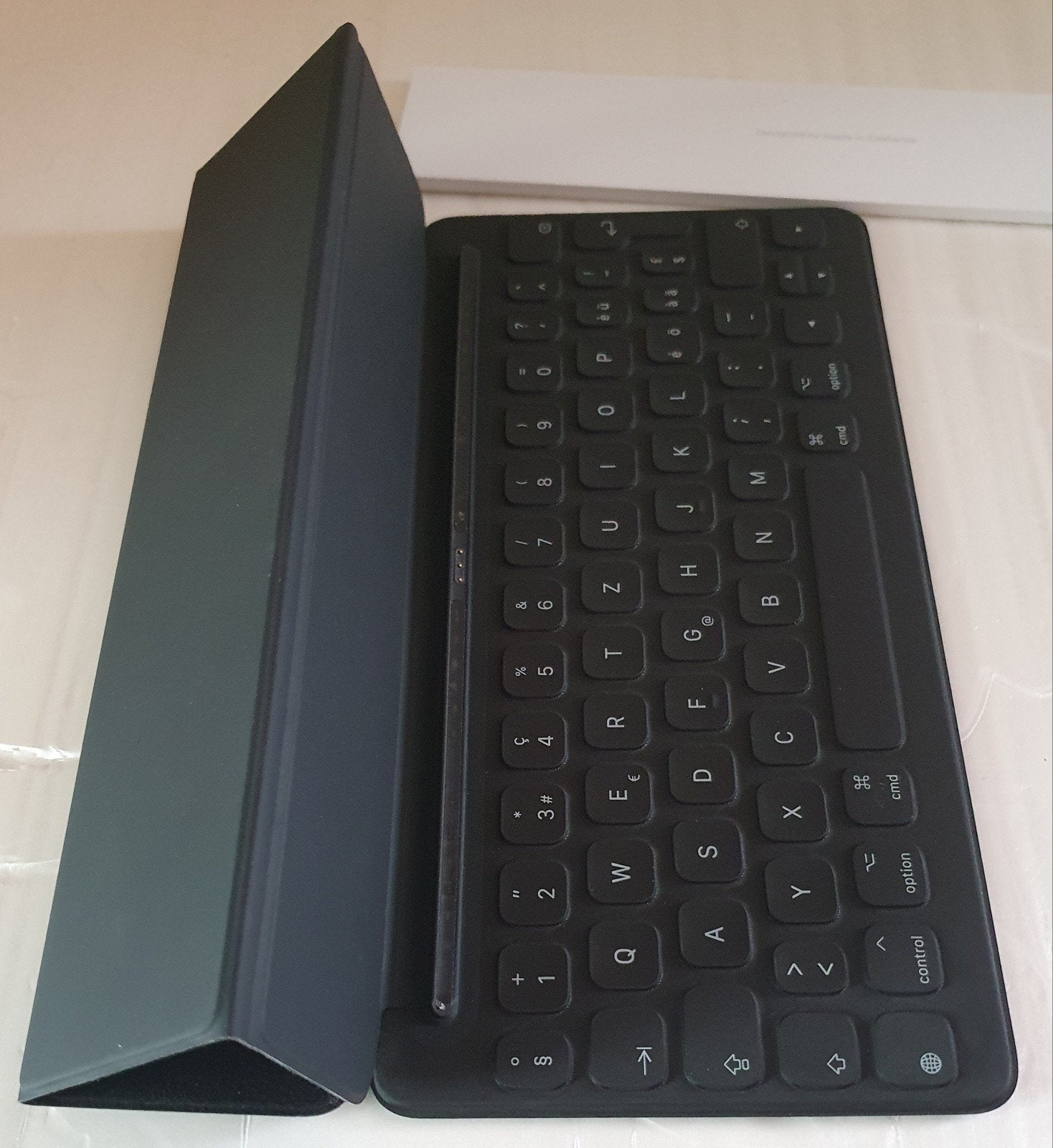 Housse clavier officiel Apple, Computers en Software, Ipad 7,8 et 9 ; ipad air 3rd ; ipad pro 10.5, Bescherming voor- en achterkant