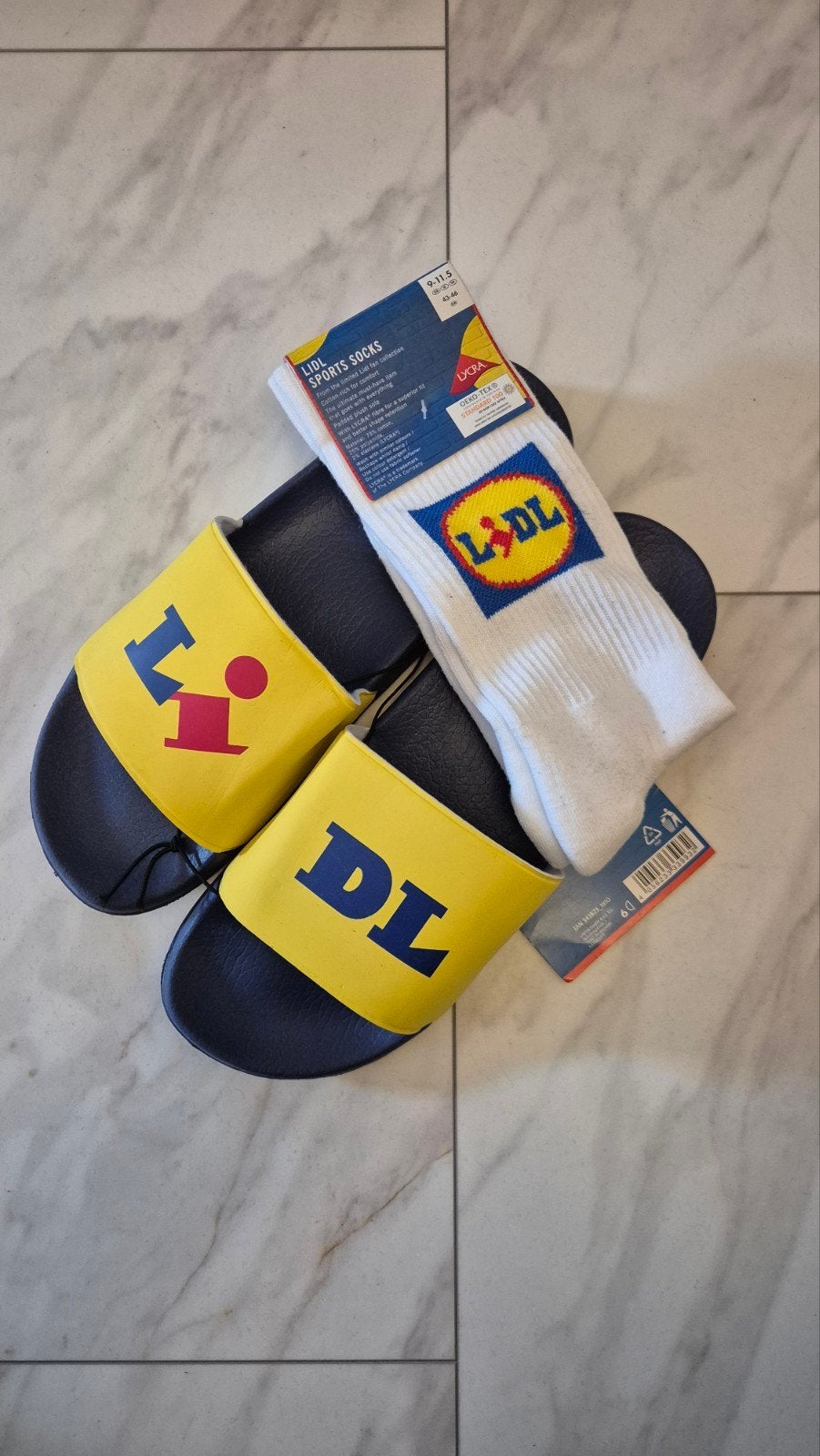 Lidl Slippers en Sportsokken Set - Nieuw, Ophalen of Verzenden, Nieuw, Overige kleuren