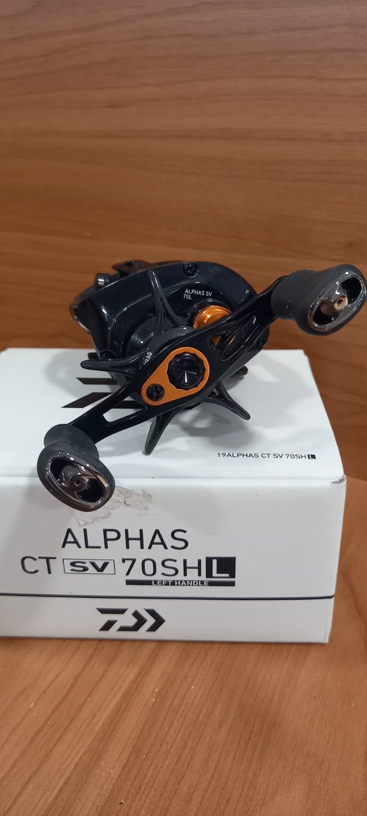 Daiwa Alphas CT-sv 70SHL linkshandige reel, Watersport en Boten, Hengelsport | Roofvissen, Molen, Nieuw, Ophalen of Verzenden