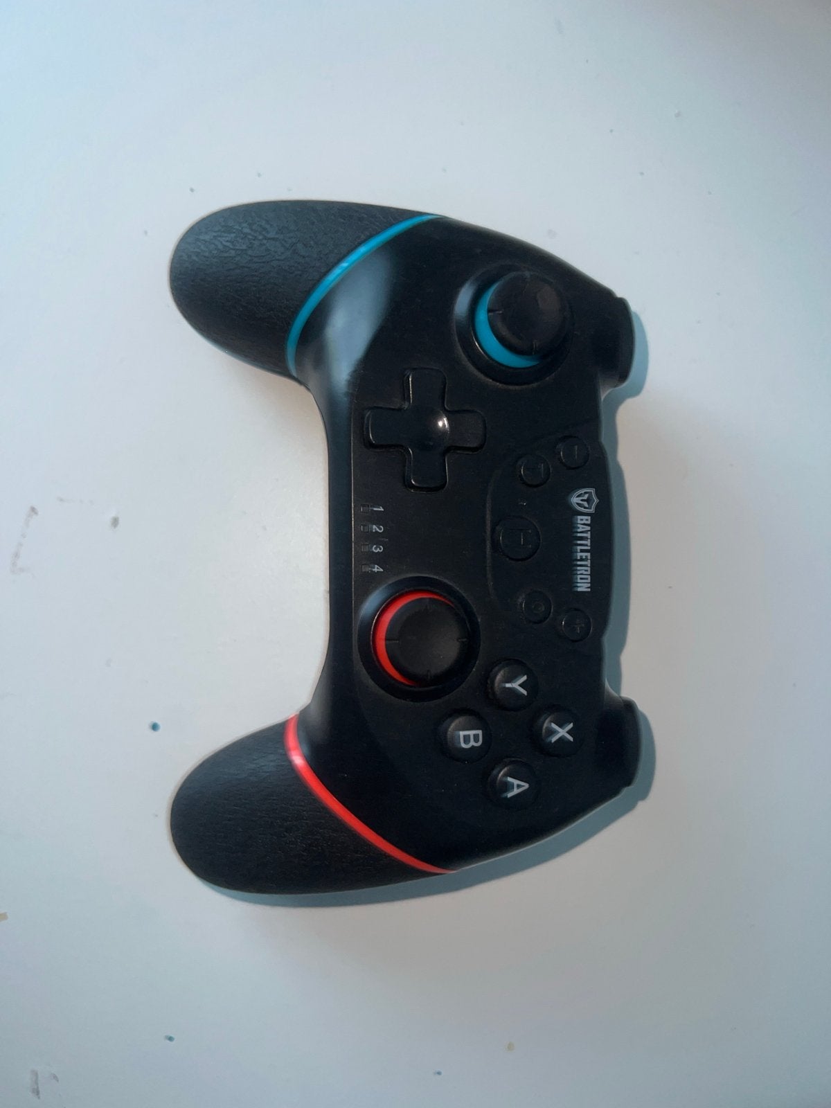 Battletron Game Controller - 1 knop werkt niet, Spelcomputers en Games, Spelcomputers | Overige Accessoires, Ophalen, Overige merken