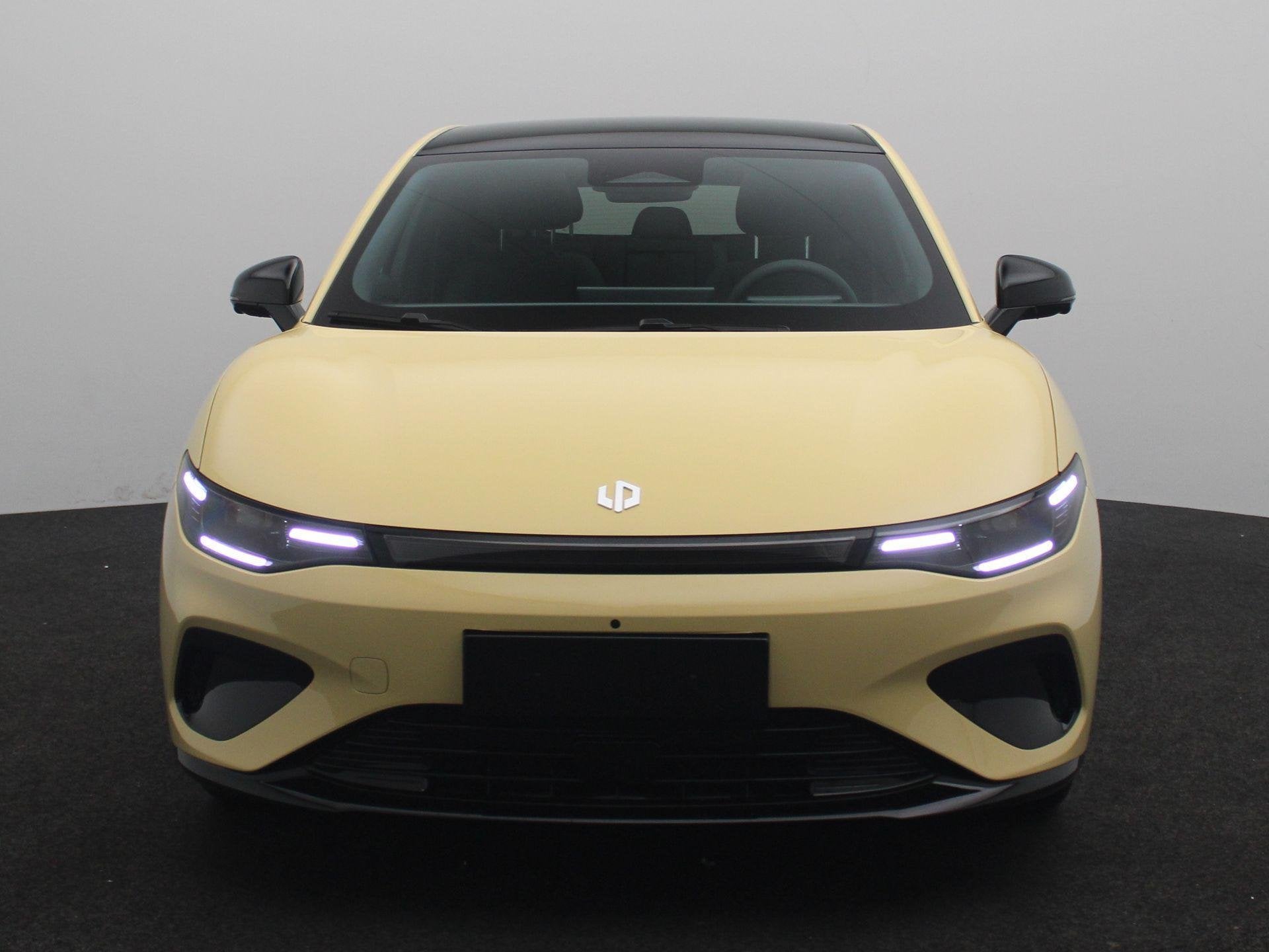 Leapmotor B05 ProMax Design 67.1 kWh | DEMO SALE |, Auto's, Leapmotor, Achterwielaandrijving, Overige modellen, 450 min, Te koop