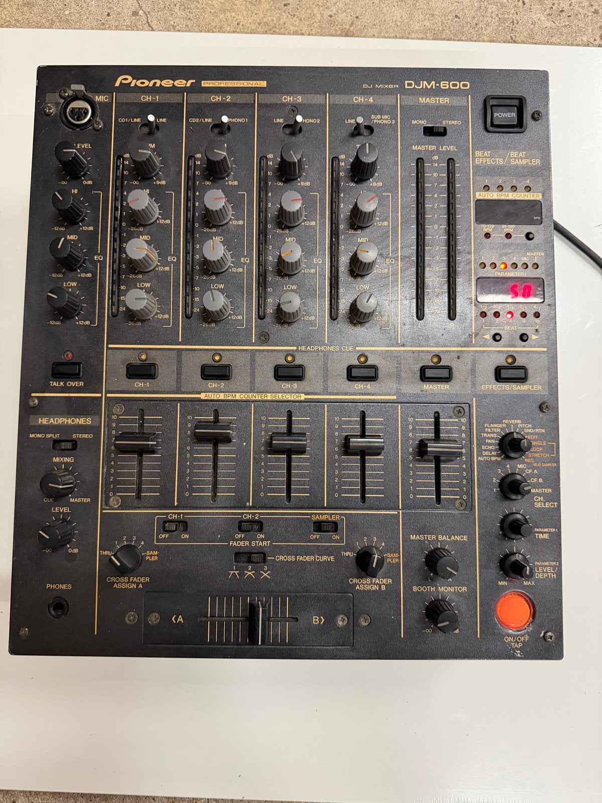 Pioneer DJM-600 DJ Mixer - Professionele mixer, Muziek en Instrumenten, Dj-sets en Draaitafels, Ophalen, Gebruikt, Dj-set, Pioneer