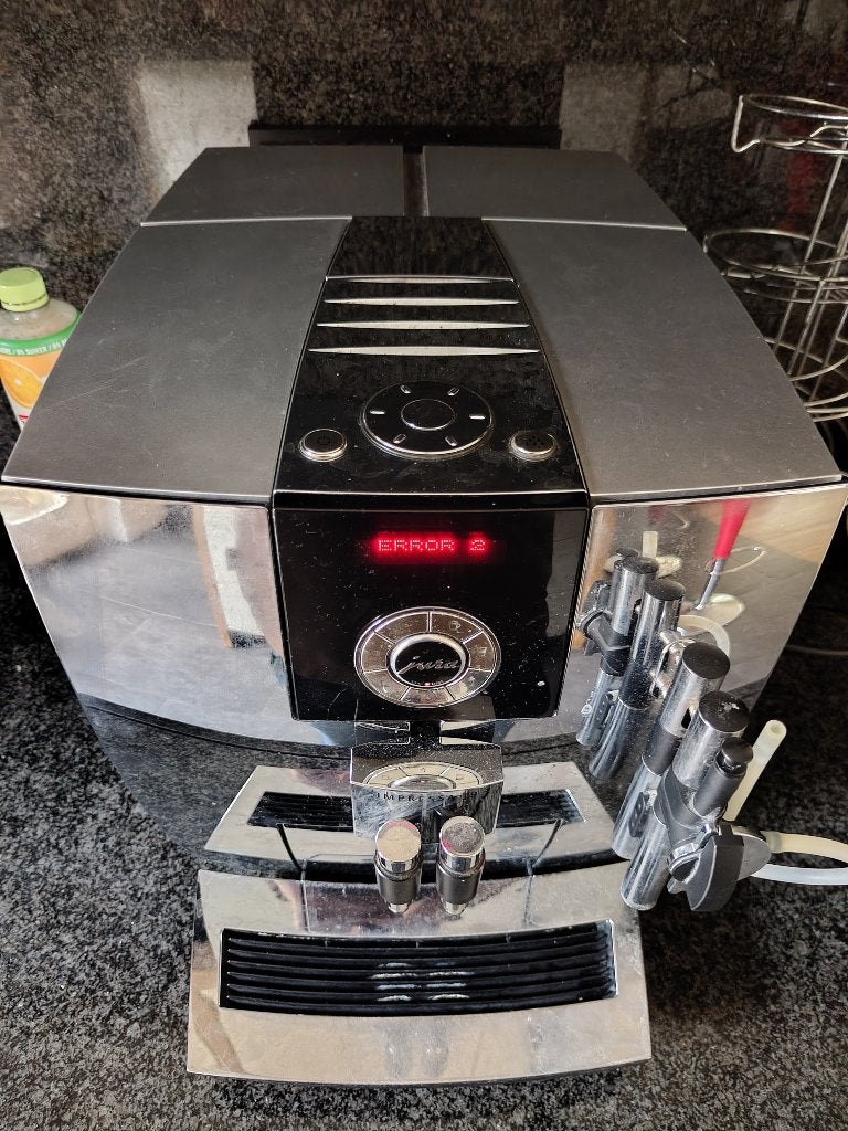 Jura Impressa J9 ONE - defect, Ophalen, 10 kopjes of meer, Koffiemachine, Niet werkend