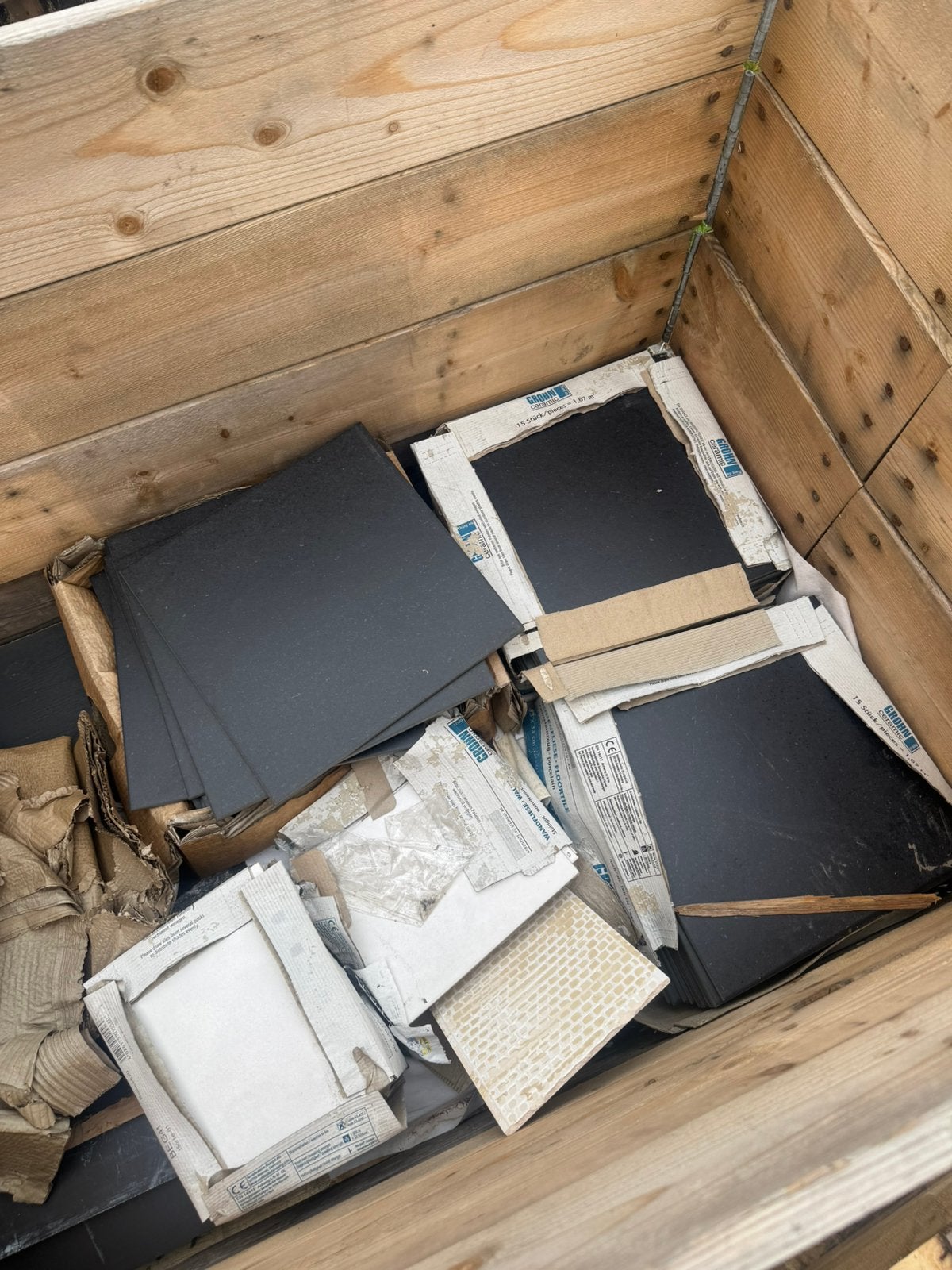 Witte en zwarte tegels, Ophalen, Minder dan 20 cm, Zo goed als nieuw, Minder dan 5 m²