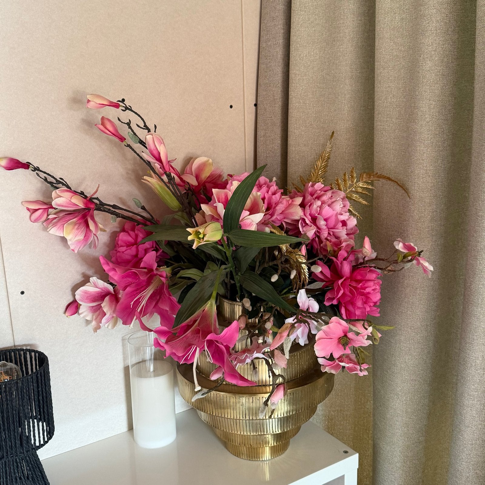 Prachtig boeket kunstbloemen in roze en goudtinten, Binnen, Textiel, Ophalen of Verzenden, Zo goed als nieuw