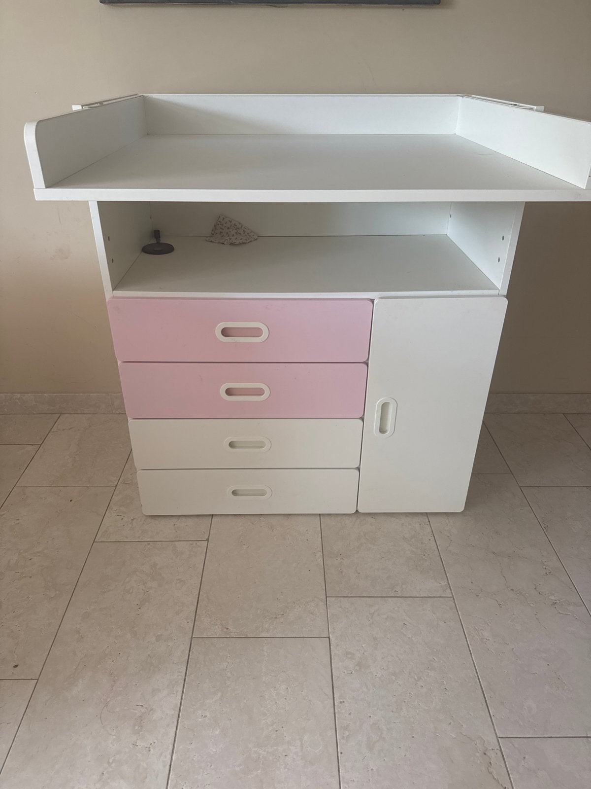 Ikea Commode/kinderbureau, 50 tot 70 cm, Ophalen of Verzenden, Zo goed als nieuw, 75 tot 100 cm