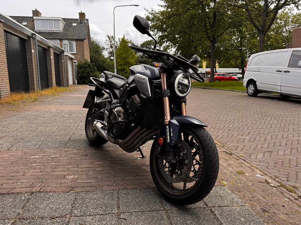 Honda cb650r Neo sports cafe met valbeugels, Motoren, 4 cilinders, Gebruikt, Particulier, Minimaal motorrijbewijs A2