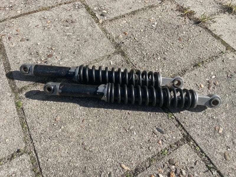 Set van 2 schokbrekers met zwarte veren, Ophalen of Verzenden, Gebruikt, Overige typen
