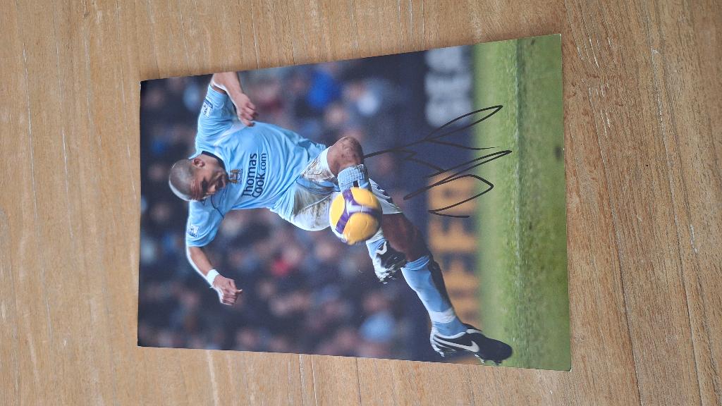 Foto 20x30 cm met handtekening; Nigel de Jong # Man City, Ophalen of Verzenden, Nieuw, Buitenlandse clubs, Overige typen