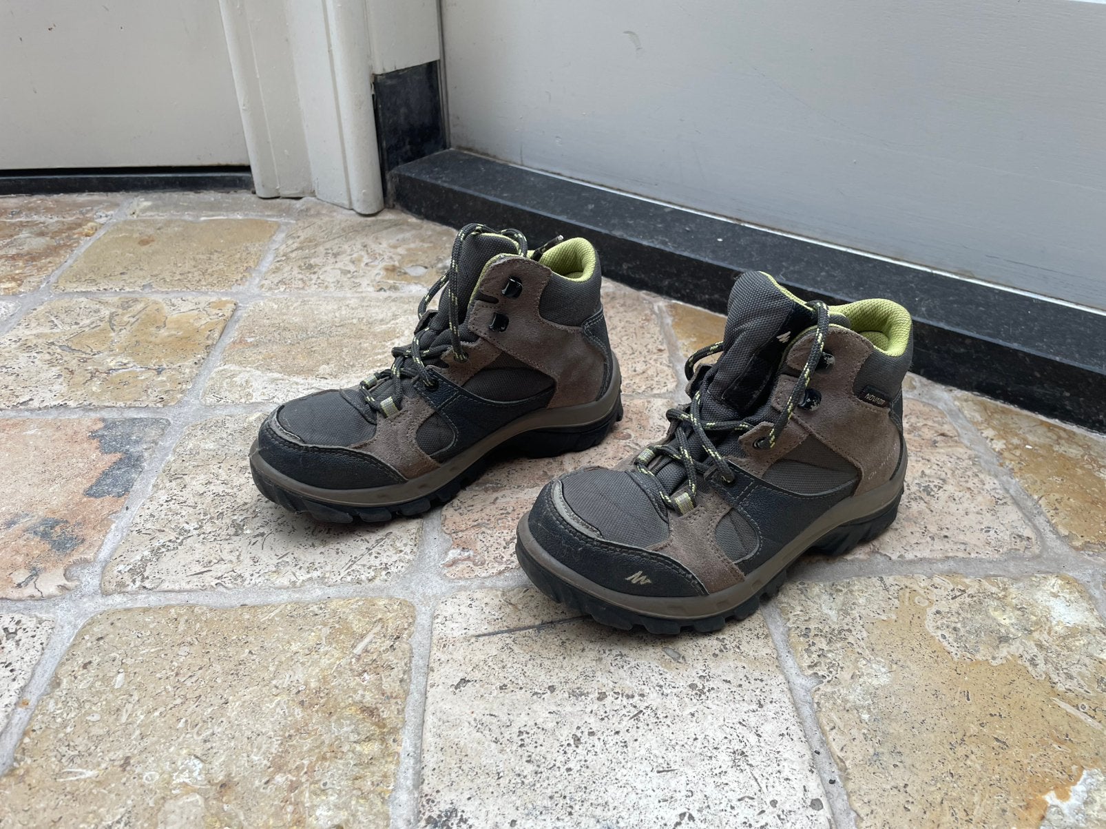 Bergschoenen maat 30, Ophalen, Gebruikt, Schoenen