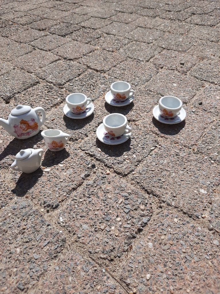 mini stenen prinsessen serviesje, Ophalen of Verzenden, Gebruikt, Jongen of Meisje