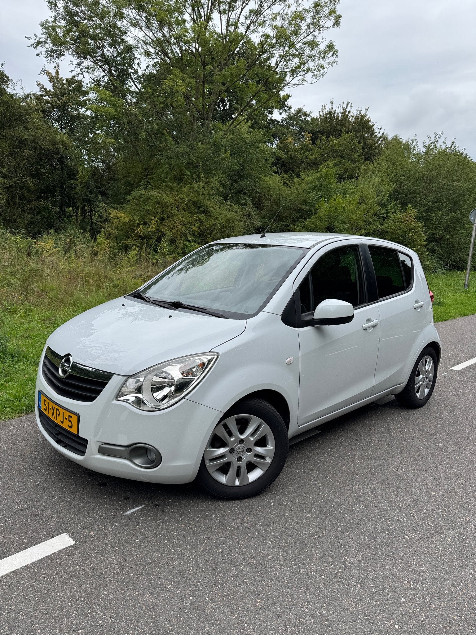 Opel Agila 1.0 Edition (bj 2012), Auto's, Euro 5, Gebruikt, 31 €/maand, Origineel Nederlands