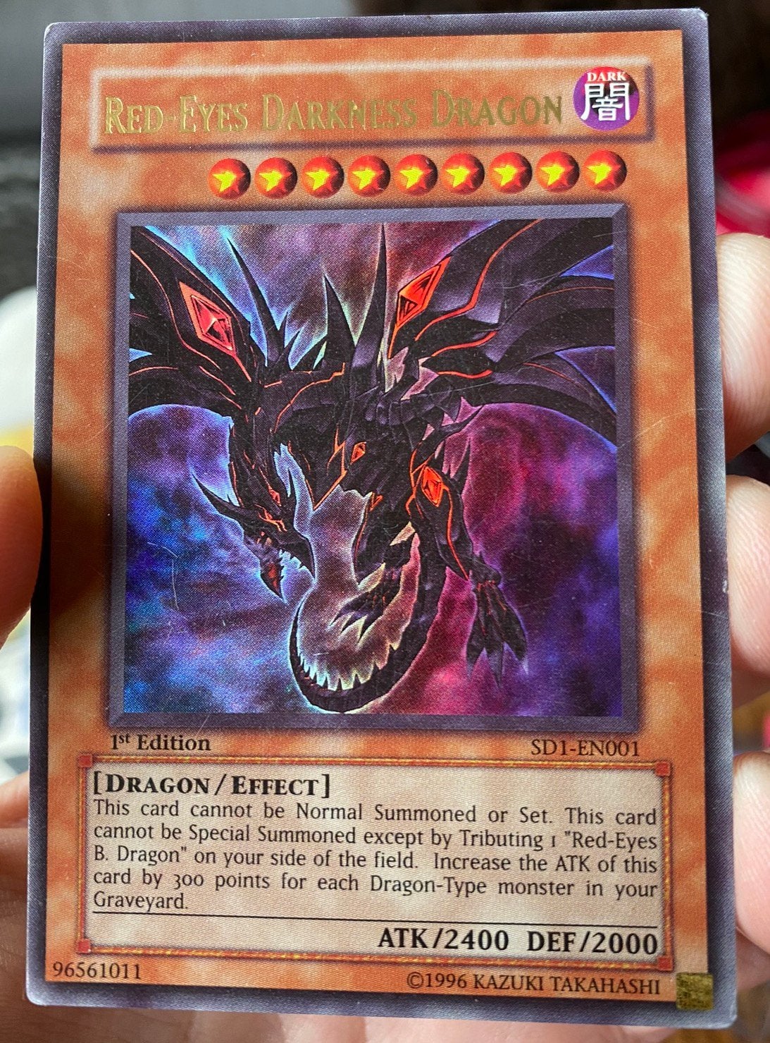 Yu-Gi-Oh! Red-Eyes Darkness Dragon SD1 1st Edition !, Ophalen of Verzenden, Gebruikt, Losse kaart, Foil