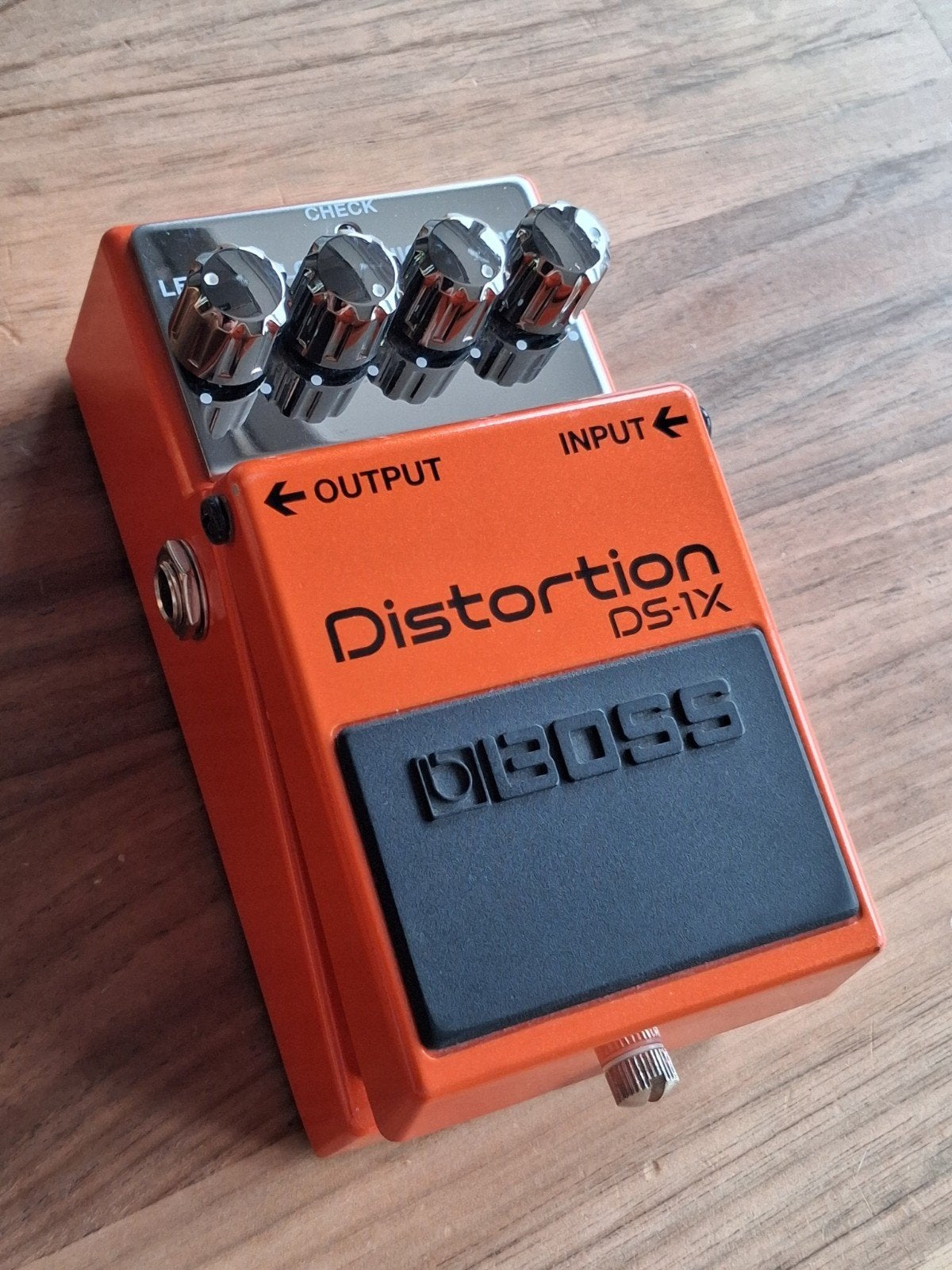 Boss DS-1X Distortion Pedaal, Muziek en Instrumenten, Effecten, Ophalen of Verzenden