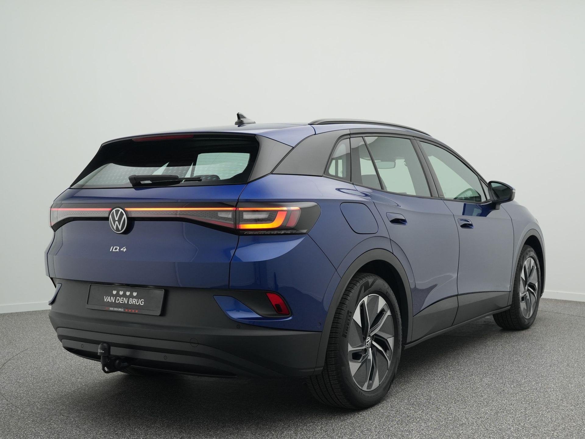 Volkswagen ID.4 Pro Business 77 kWh | Warmtepomp | Zwenkbare, Auto's, Automaat, Achterwielaandrijving, Gebruikt, Blauw