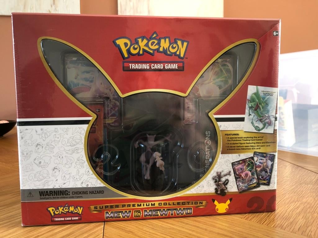 Pokémon Generations Mew & Mewtwo Collection Box (Sealed), Hobby en Vrije tijd, Verzamelkaartspellen | Pokémon, Ophalen, Nieuw