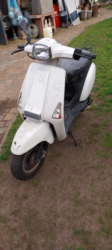 Agm star 50 cros scooter, Fietsen en Brommers, Scooters | Overige merken, Gebruikt, Benzine, Ophalen