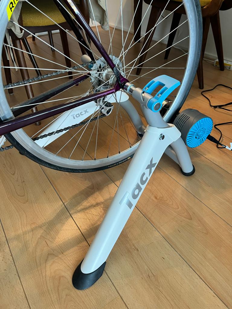 Tacx Flow Smart Fiets Trainer - Zo goed als nieuw, Ophalen of Verzenden, Zo goed als nieuw