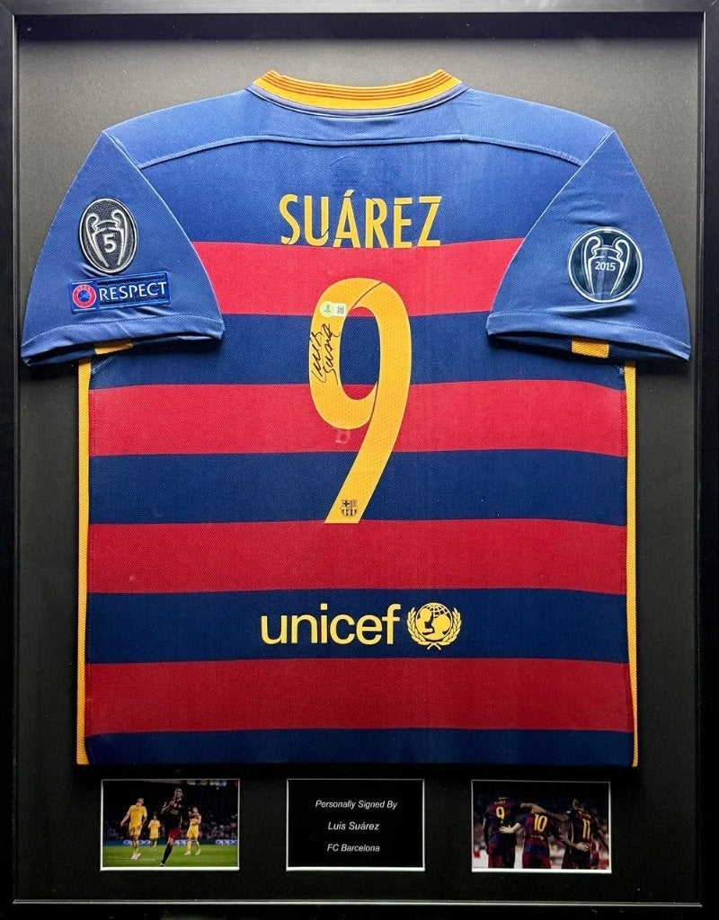Luis Suarez FC Barcelona 15/16 ingelijst thuis shirt, Buitenlandse clubs, Soccersignings.nl, Shirt, Nieuw