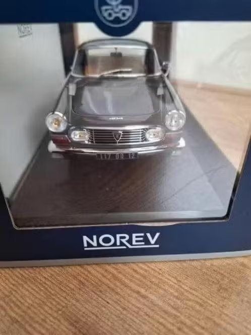 Peugeot 404 Coupé 1967 Norev - Schaal 1:18 - Nieuw, Ophalen of Verzenden, Nieuw, Auto, Norev