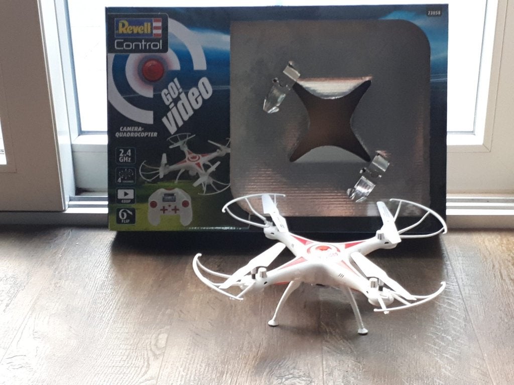 drone, Gebruikt, 30 tot 45 minuten, Minder dan 100 meter, Speelgoeddrone