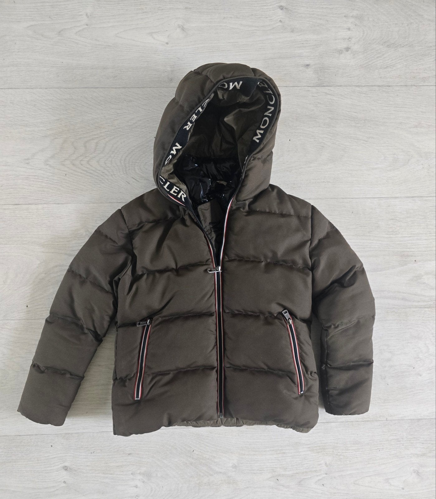 Moncler winterjas maat 128/134, Moncler, Ophalen of Verzenden, Zo goed als nieuw, Jongen