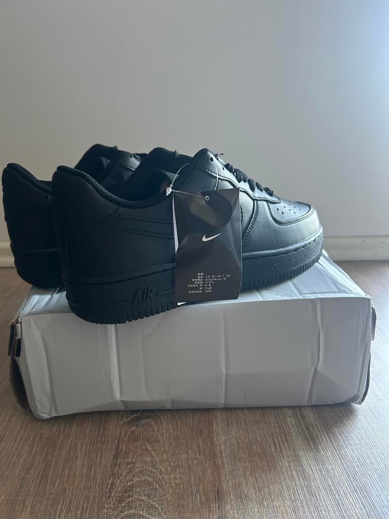 Airforce Maat 40, Ophalen, Zo goed als nieuw, Wit