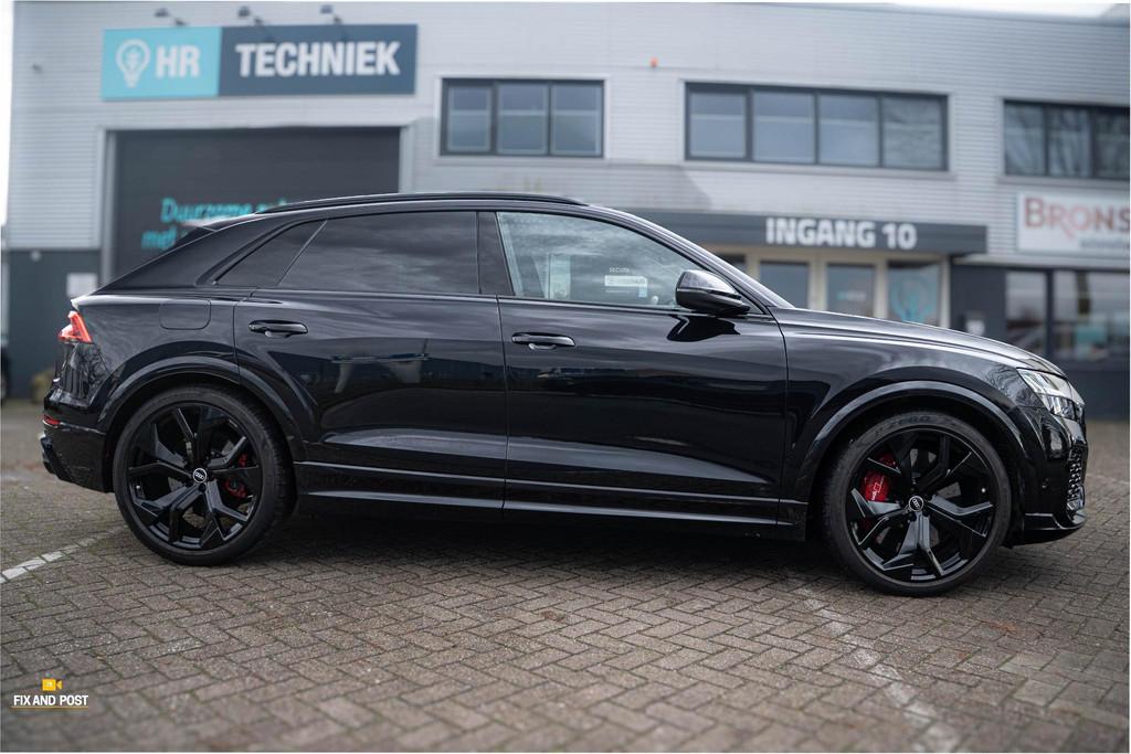 Audi RSQ8 Quattro Keramisch l Pano l HUD l softclose l Massa, Gebruikt, 600 pk, Zwart, Bedrijf
