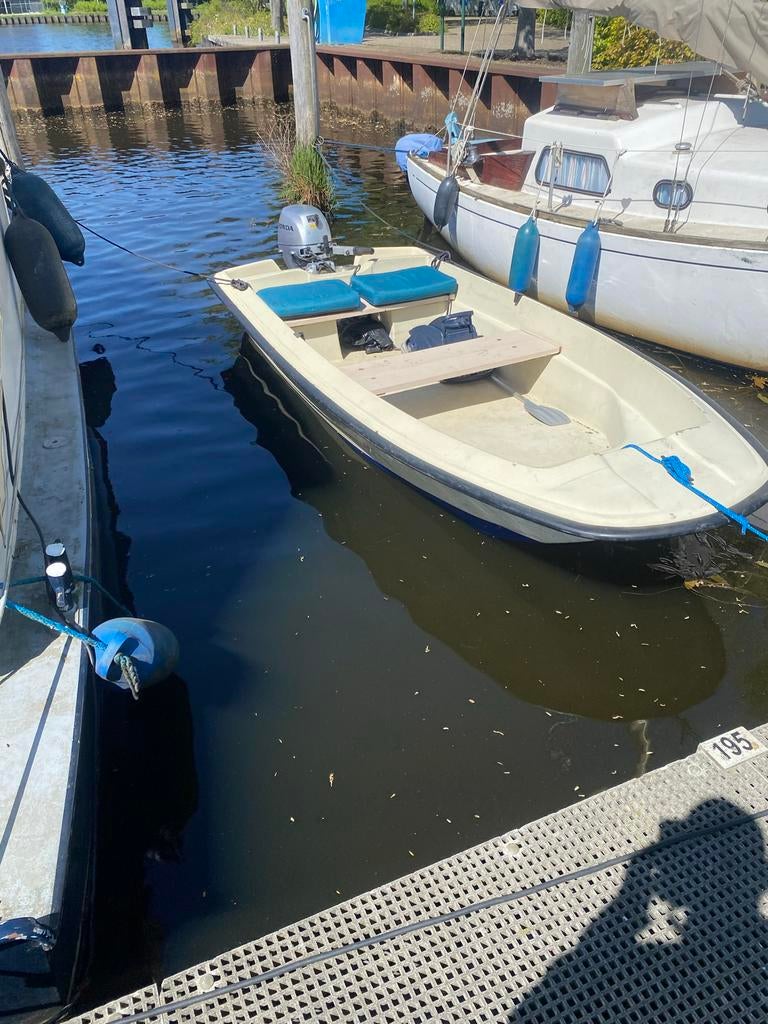Polyester boot 4m met Honda 8 pk buitenboordmotor, Watersport en Boten, Gebruikt, Ophalen of Verzenden, Minder dan 10 pk, Tot 6 meter