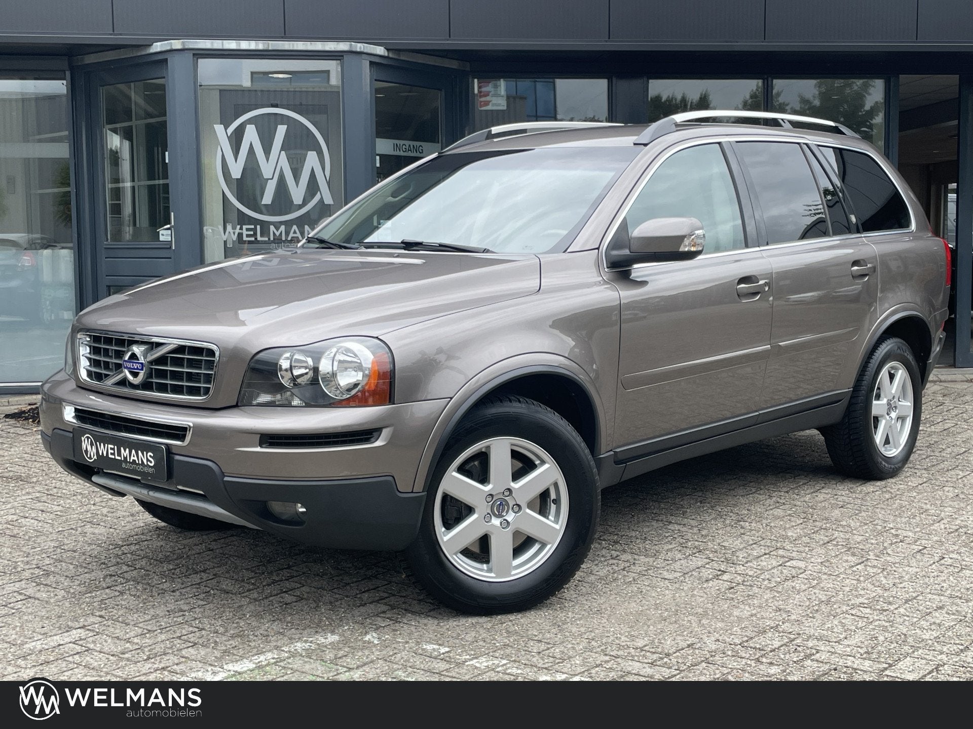 Volvo XC90 2.5 T5 Limited Edition 7p Leder | Navi | Trekhaak, Auto's, Gebruikt, Beige, 1991 kg, 7 stoelen