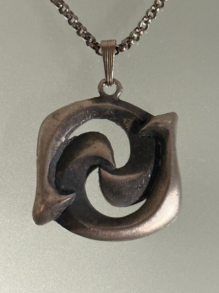 Vintage Eivind Hillestad tinnen hanger ketting Noorwegen, Gebruikt, Ophalen of Verzenden, Zilver, Overige materialen