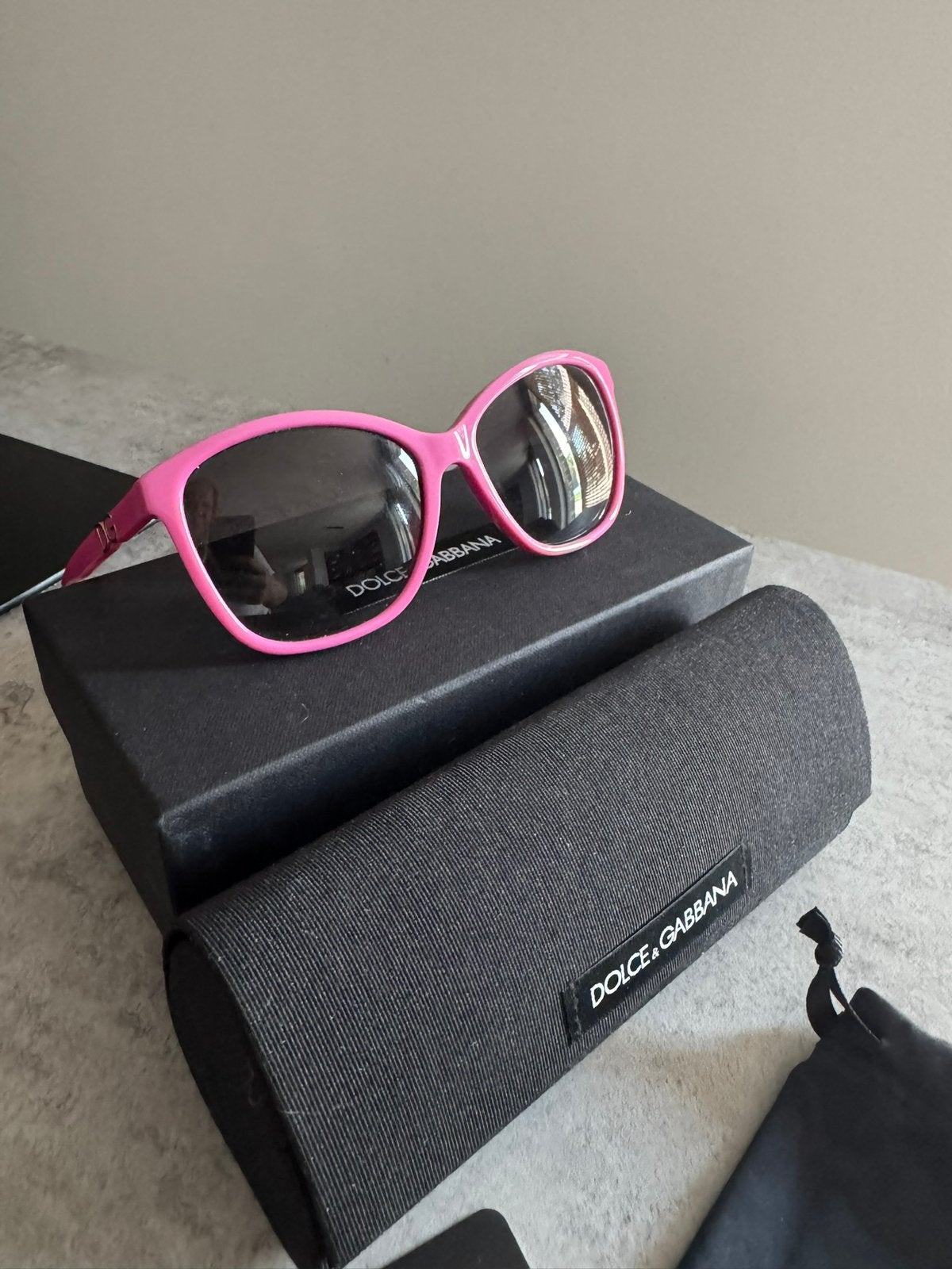 Dolce & Gabanna zonnebril roze - compleet met etui, Ophalen of Verzenden, Zo goed als nieuw, Roze, Overige merken
