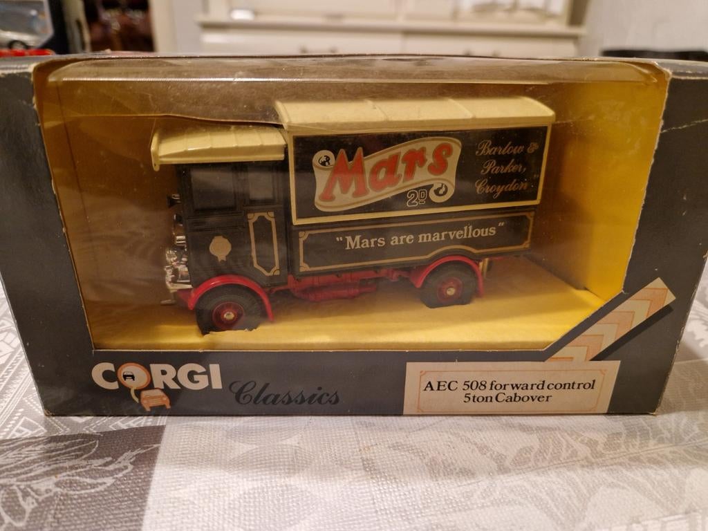 Corgi classics AEC forward control 5ton cabover, Ophalen of Verzenden, Zo goed als nieuw, Auto, Corgi