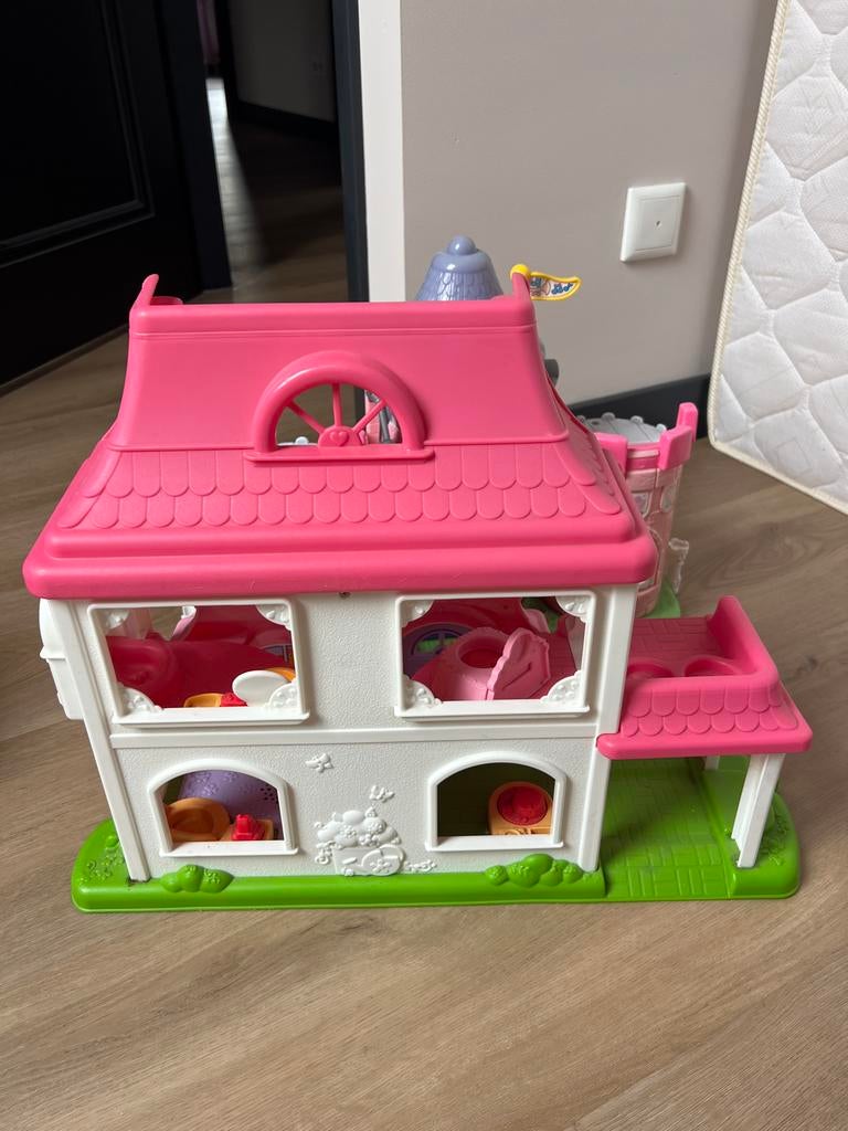 2 Fisher-Price Little People speelhuizen: huis & kasteel, Kinderen en Baby's, Speelgoed | Poppenhuizen, Ophalen of Verzenden, Gebruikt
