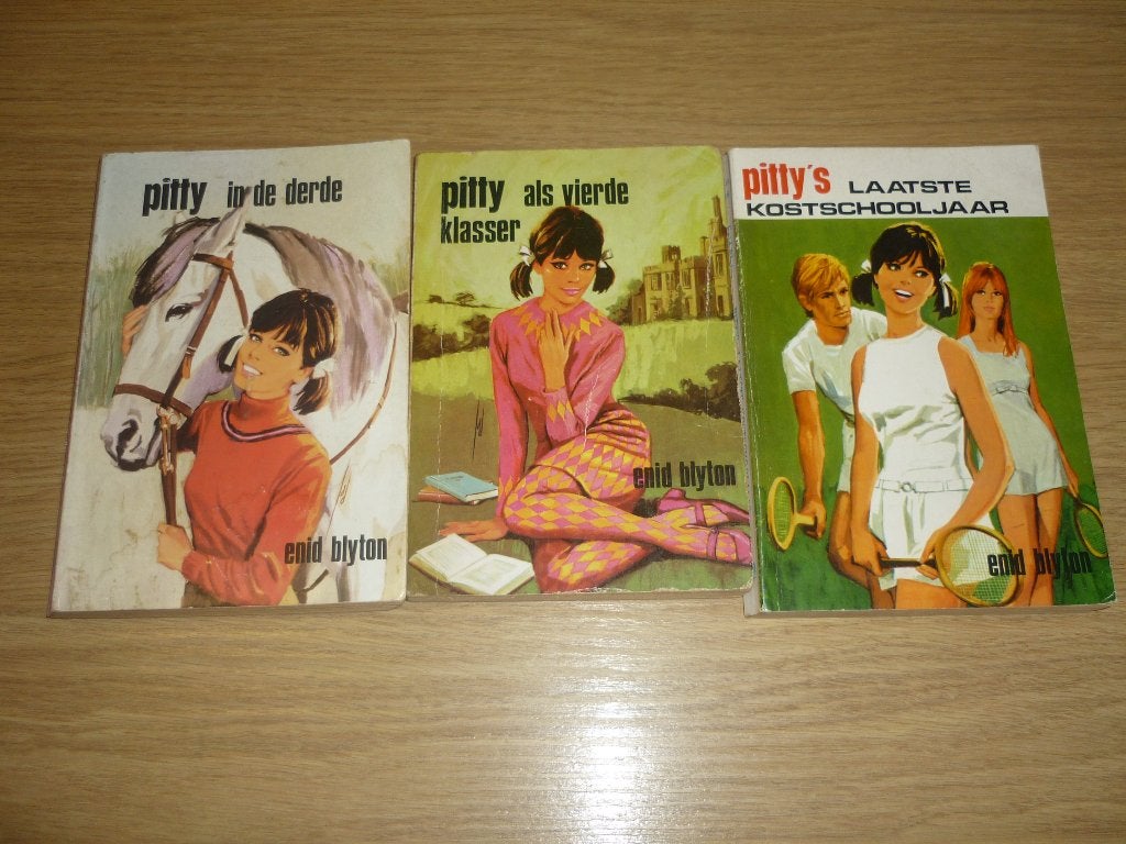 Pitty boekjes, Boeken, Ophalen of Verzenden, Gelezen