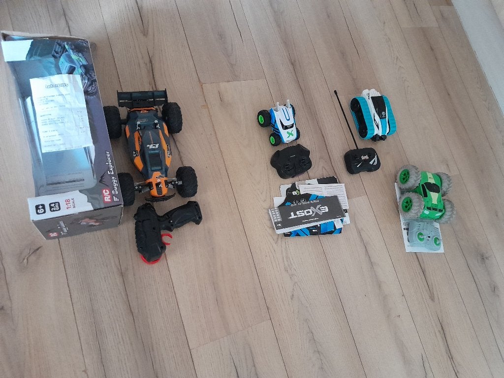 te koop verschillende bestuurbare auto,s, Ophalen, Gebruikt, Overige schalen, Auto offroad
