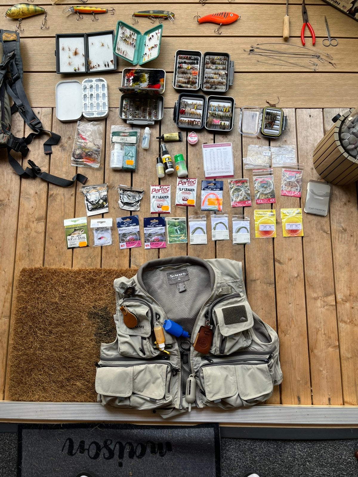 Complete vliegvissersset, Simms vest + vliegen en accesoires, Watersport en Boten, Ophalen, Zo goed als nieuw, Complete set