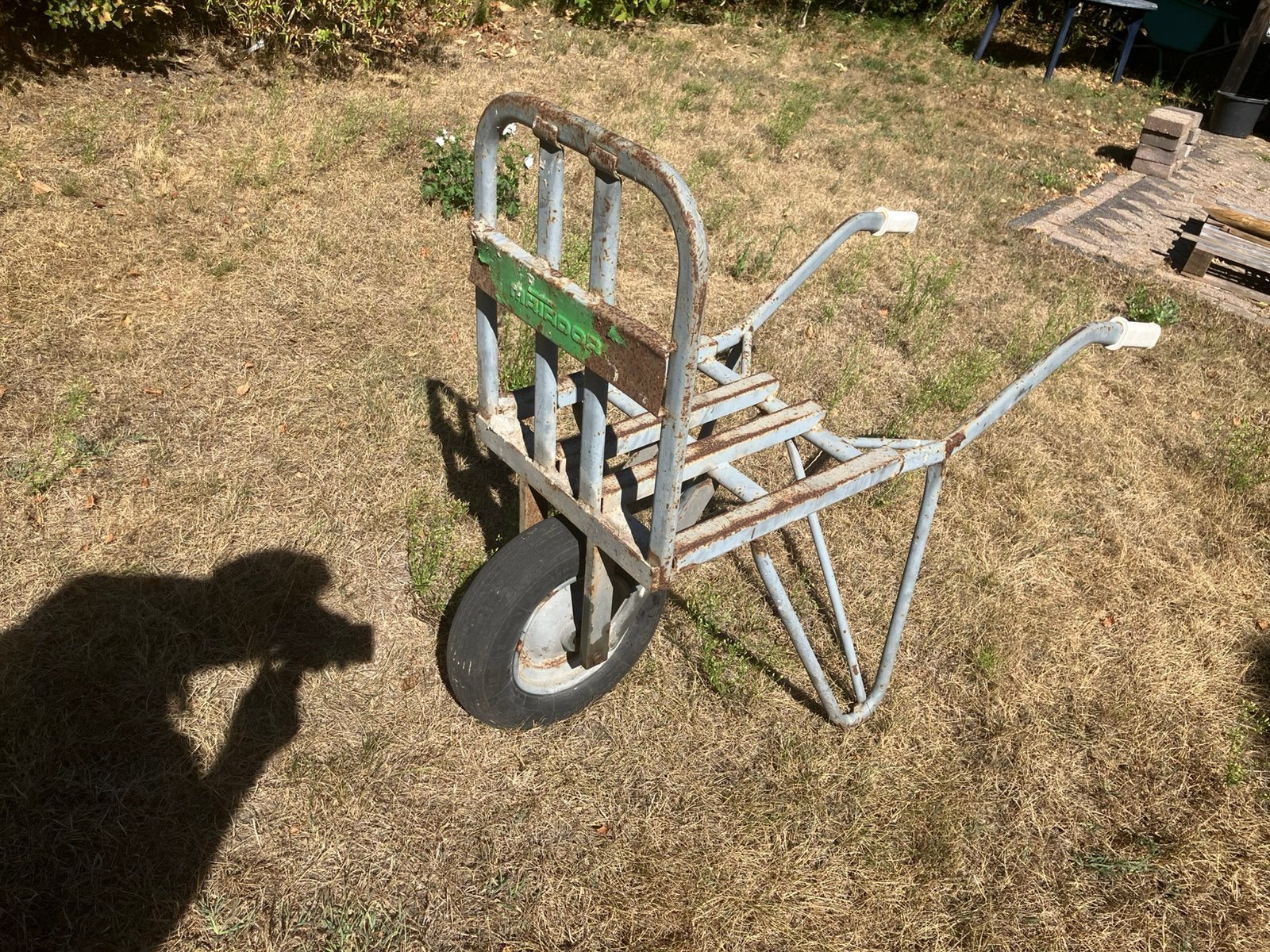 Steenkruiwagen Matador, Ophalen, Gebruikt