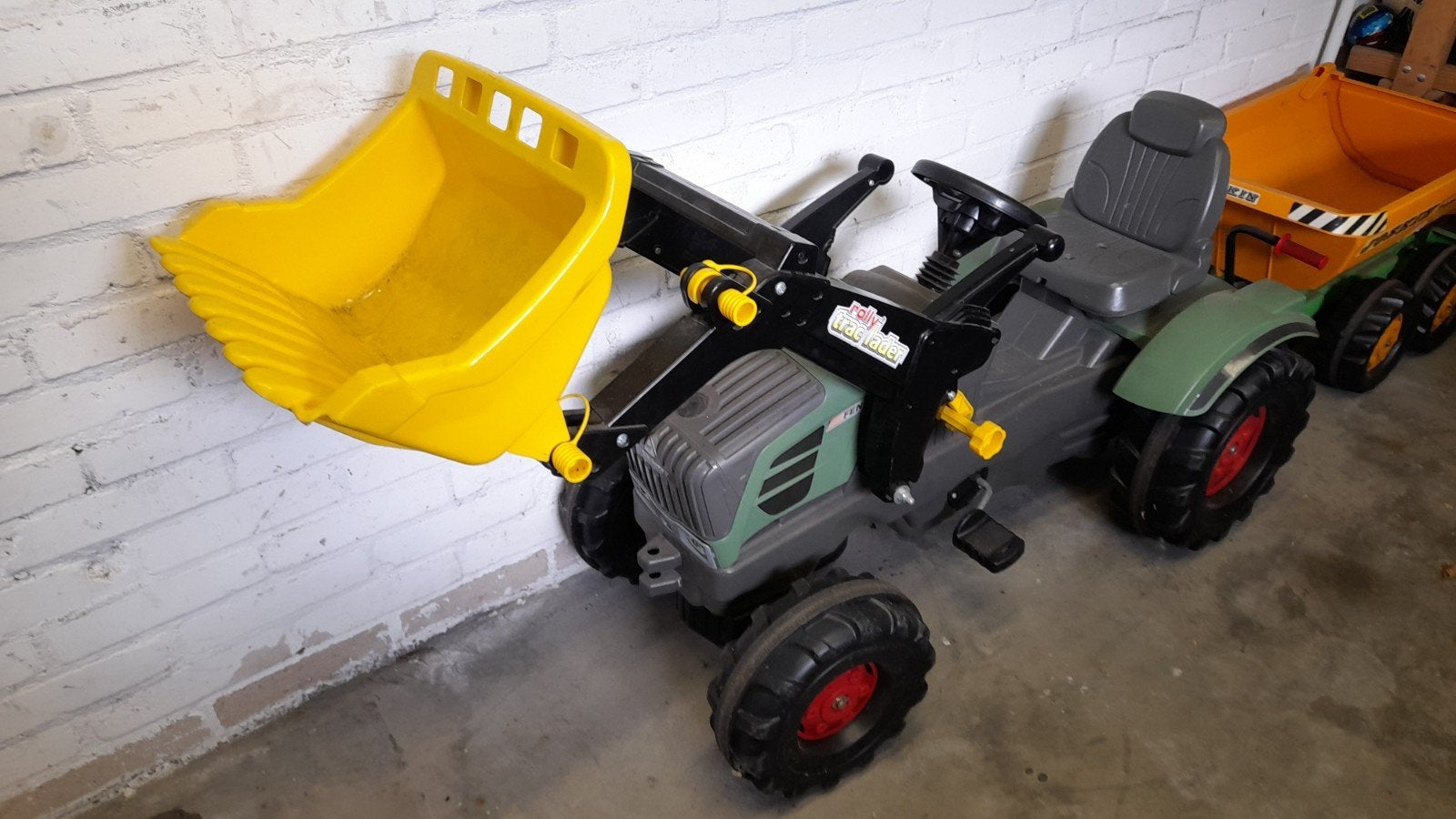 John Deere traptractor met voorlader, aanhanger en sproeier, Ophalen, Gebruikt