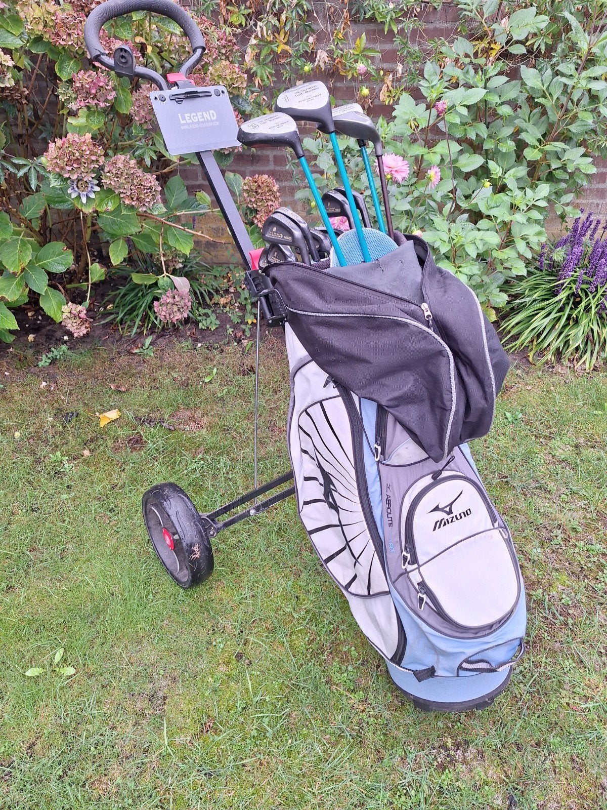 Complete dames golfset met golftrolley rechtshandig.