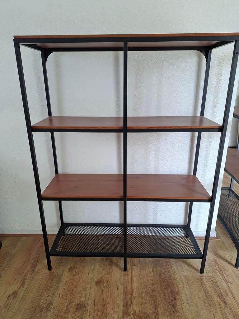 Fjällbo kast ikea, Ophalen, Zo goed als nieuw