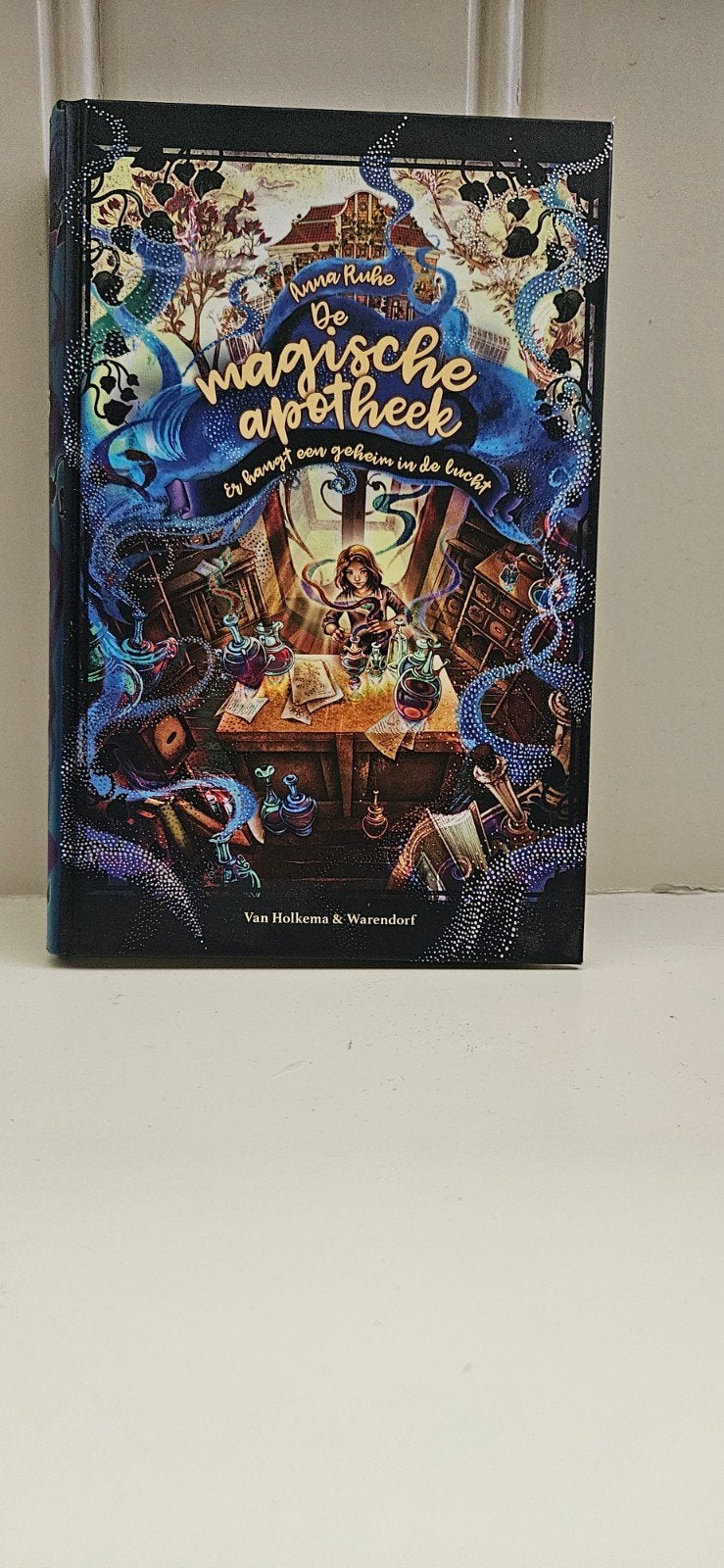 Anna Ruhe - De magische apotheek, Boeken, Ophalen of Verzenden, Zo goed als nieuw, Anna Ruhe