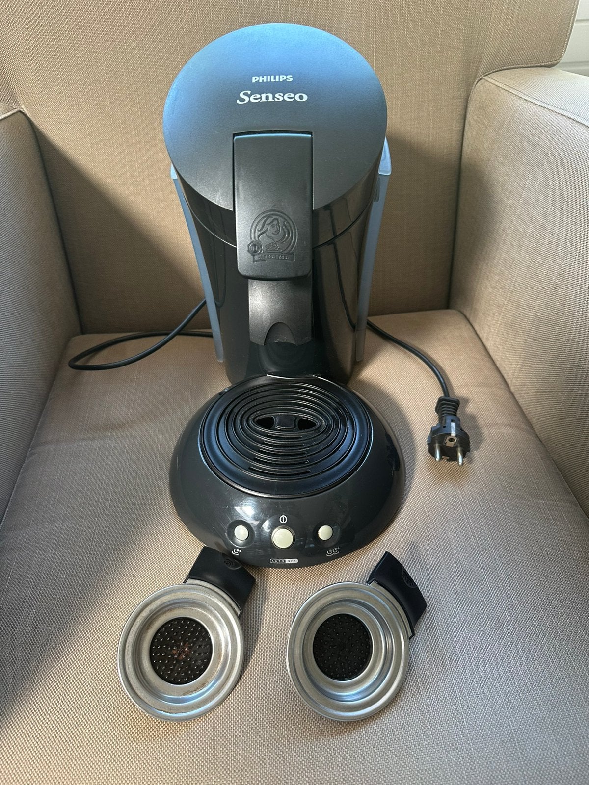 Senseo camping 700 watt koffieapparaat, Witgoed en Apparatuur, 2 tot 4 kopjes, Ophalen of Verzenden, Zo goed als nieuw, Koffiemachine