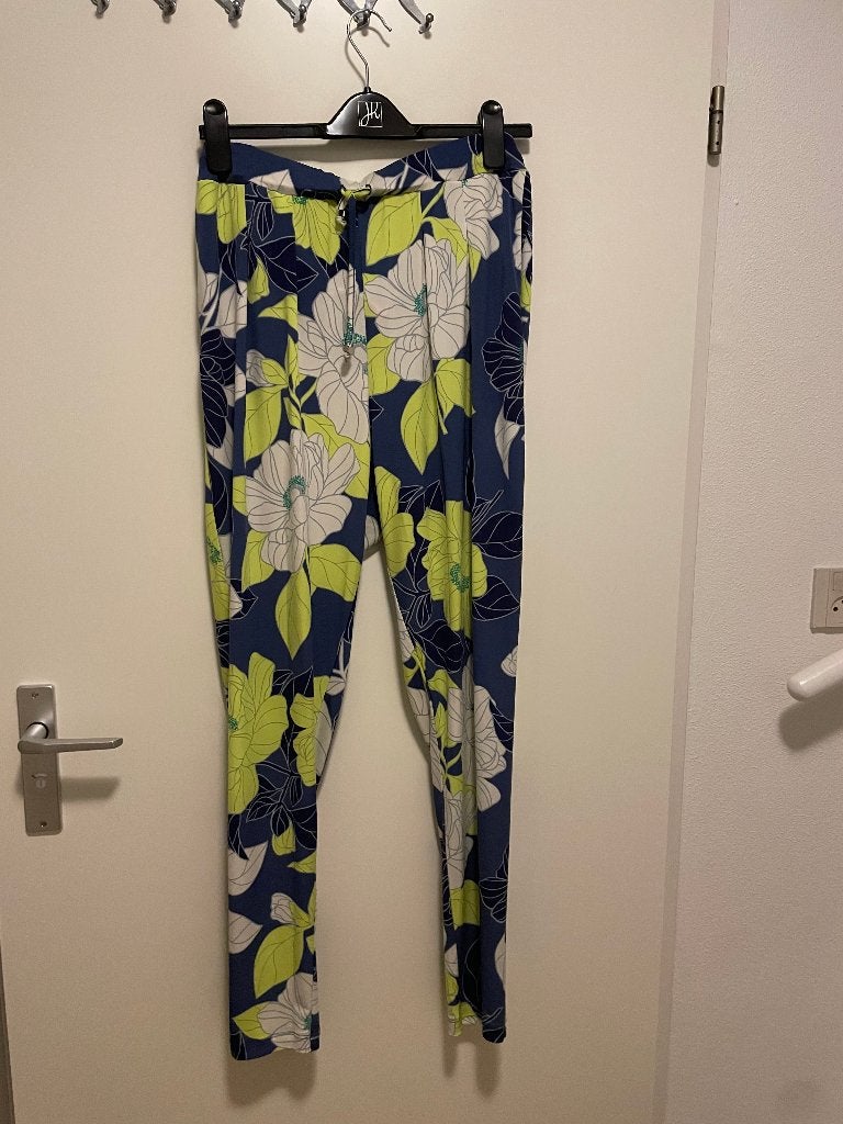 Broek Kyra & Ko blauw bloemen maat XL, Blauw, Maat 46/48 (XL) of groter, Ophalen of Verzenden, Zo goed als nieuw