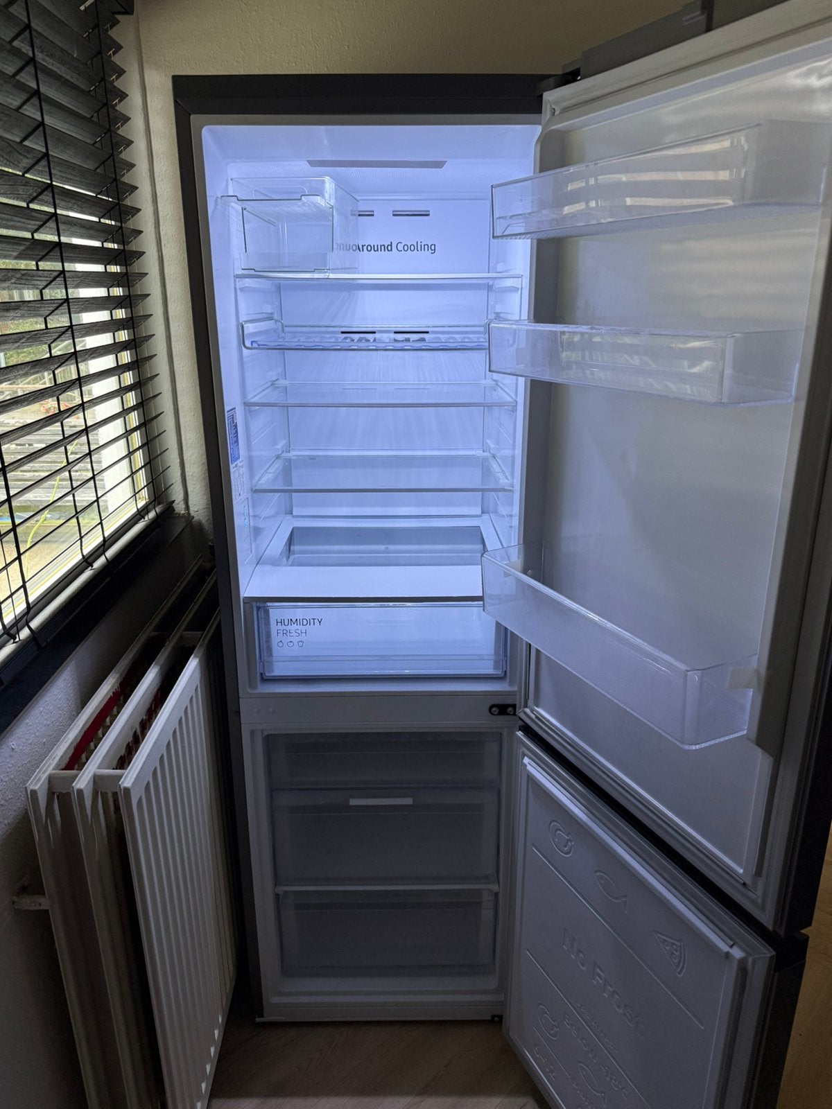 Samsung RB34T602DSA koel-vriescombinatie | No Frost | 344L |