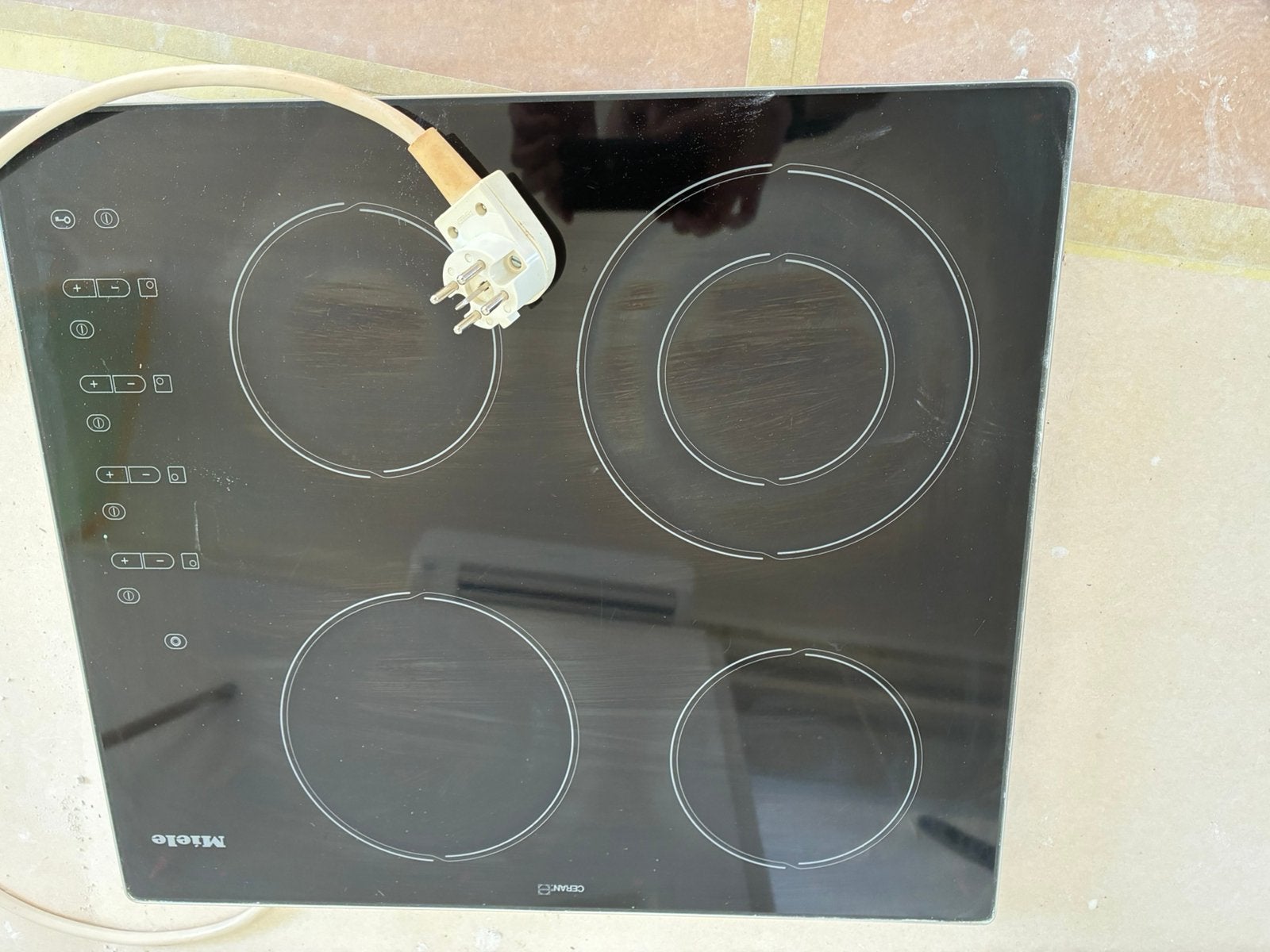 Miele Ceran elektrische kookplaat, Ophalen, 4 kookzones, Zo goed als nieuw, Inbouw