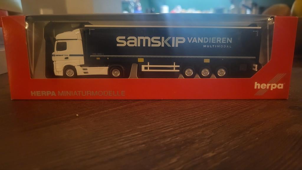 HERPA - SAMSKIP, Hobby en Vrije tijd, Modelauto's | 1:87, Ophalen of Verzenden, Bus of Vrachtwagen, Herpa