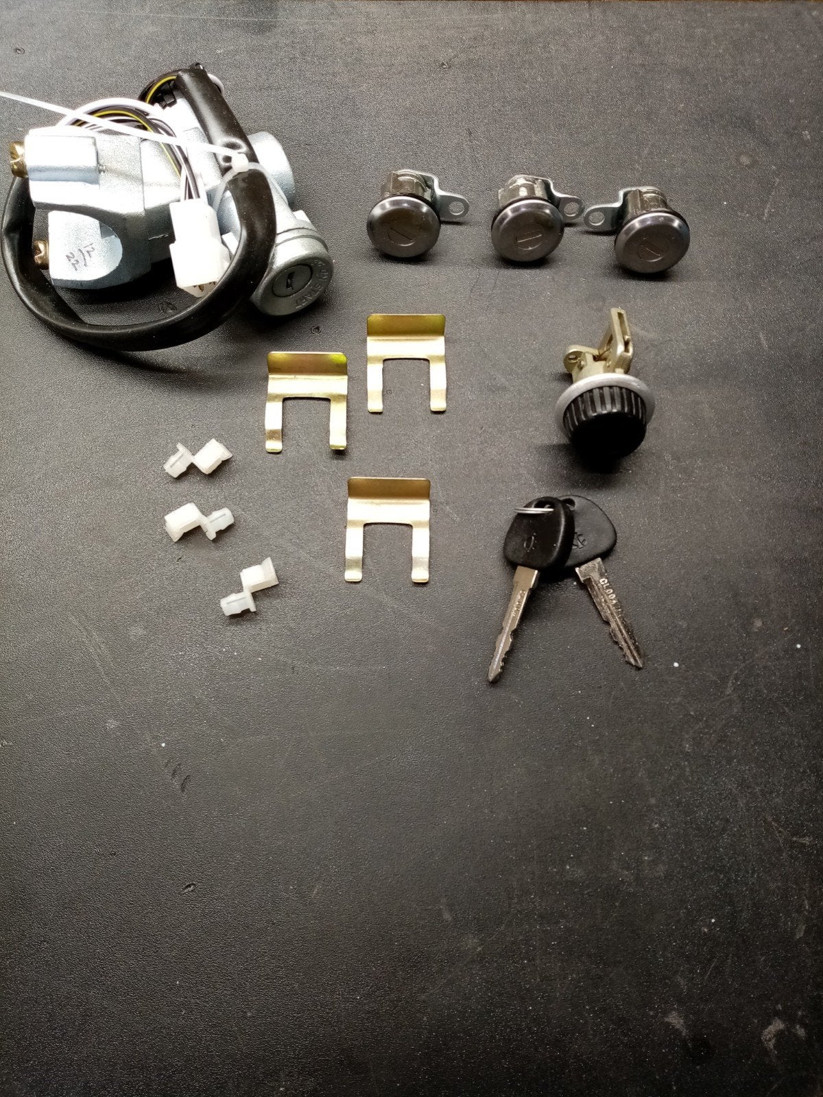 Suzuki sj410 sj413 Samurai slotenset., Ophalen of Verzenden, Nieuw, Suzuki