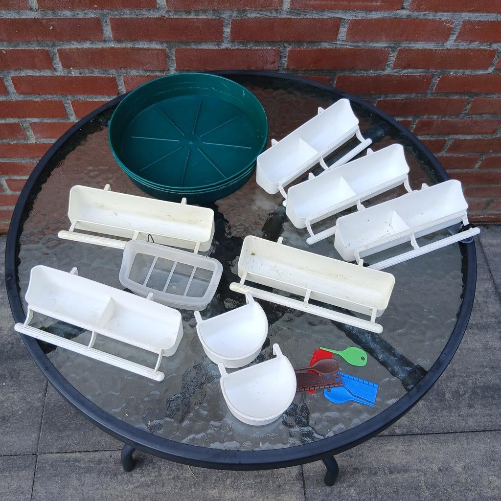 Voederbakjes gouldamadines, Dieren en Toebehoren, Ophalen, Kooi-accessoires